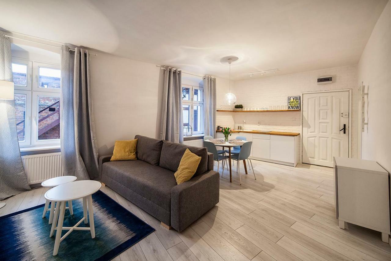 Apartamenty Torunskie Pod Krzywa Wieza エクステリア 写真