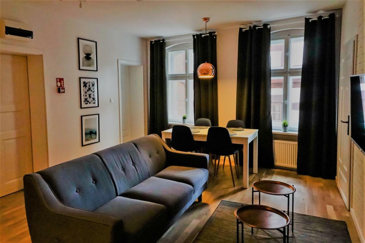 Apartamenty Torunskie Pod Krzywa Wieza エクステリア 写真