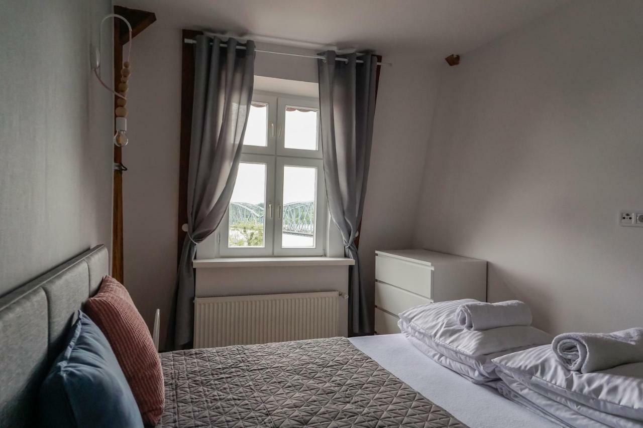 Apartamenty Torunskie Pod Krzywa Wieza エクステリア 写真