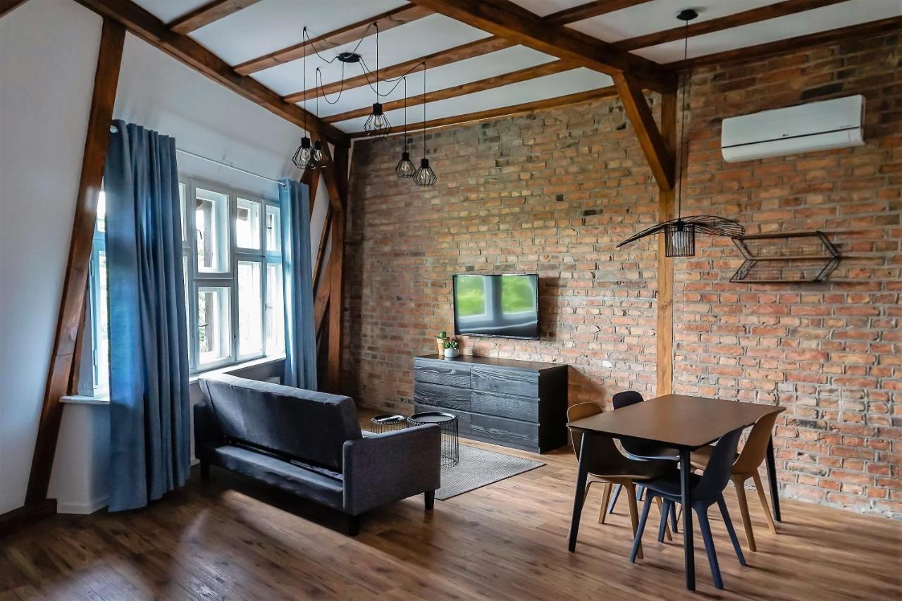 Apartamenty Torunskie Pod Krzywa Wieza エクステリア 写真
